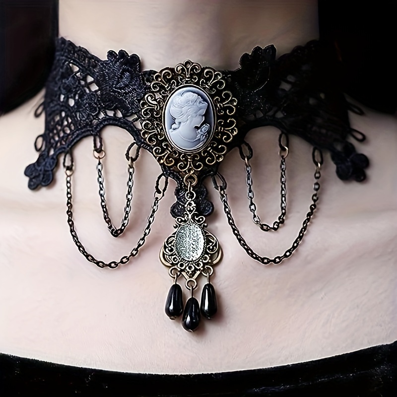 Gothic Flower Decor Choker