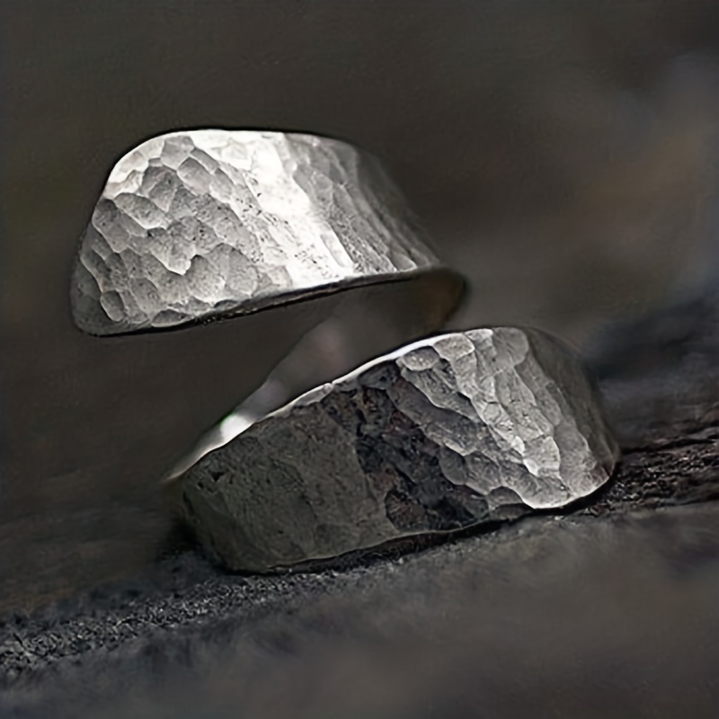 Men's Vintage Textured Adjustable Ring