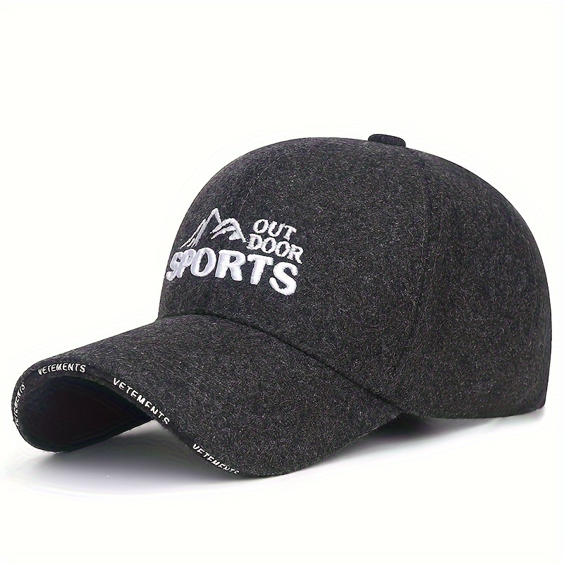 Roots Outdoor Athletics Cap Hat in Black