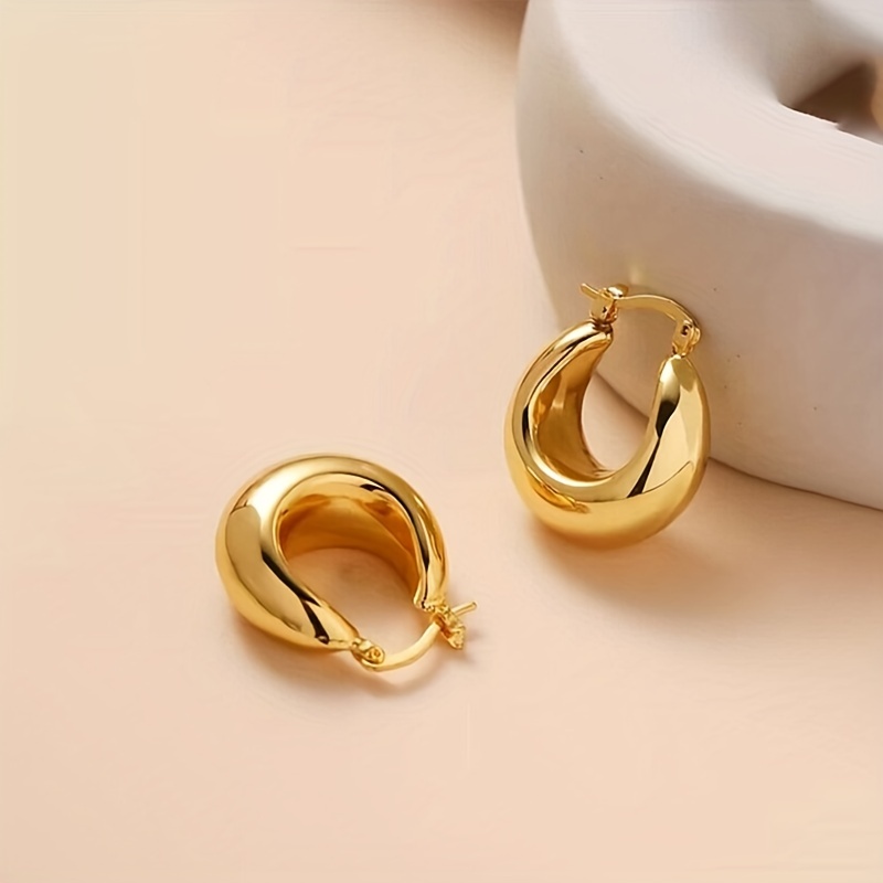  Chunky Gold Clip on Hoop Earrings for Women, 14k Gold Plated  Hoops Earring Jewelry Gift: Clothing, Shoes & Jewelry