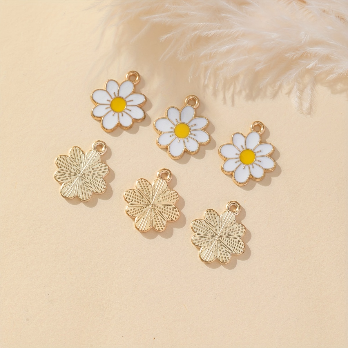 KitBeads 75pcs Mixed Style White Flower Charms Daisy Sunflower Cherry  Flower Charms Cute Cartoon Little Flower Charms for Jewelry Making Bracelets