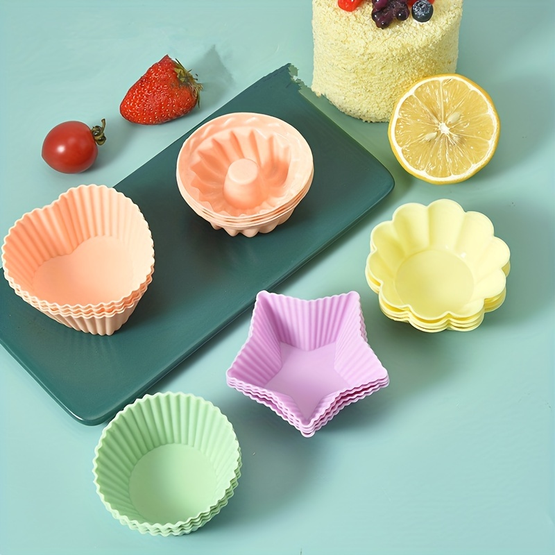 12 x Bundt Cake Mold Silicone Mini Bundt Cake Mold Cake Pan Reusable Muffin  Liners Cupcake for Cake Dessert Chocolate Pudding Jelly (4 Colors) 