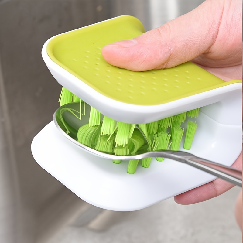 BladeBrush™ Green Knife & Cutlery Cleaning Brush