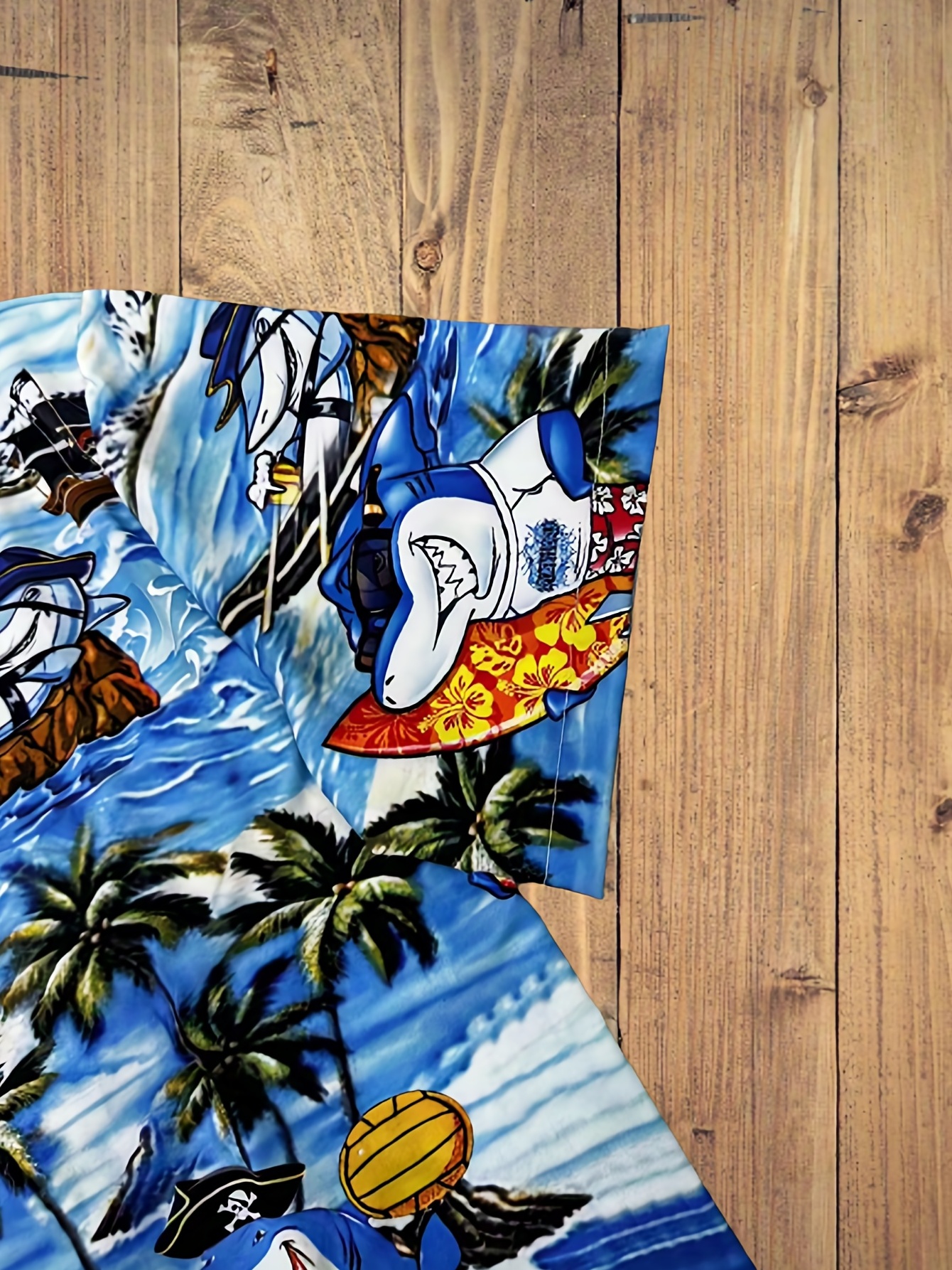 Donald duck sales hawaiian shirt