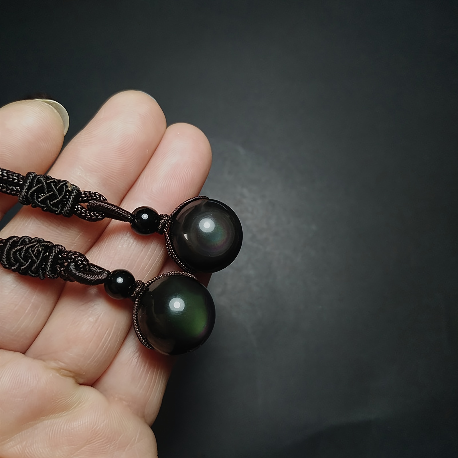 Obsidian on sale bead necklace