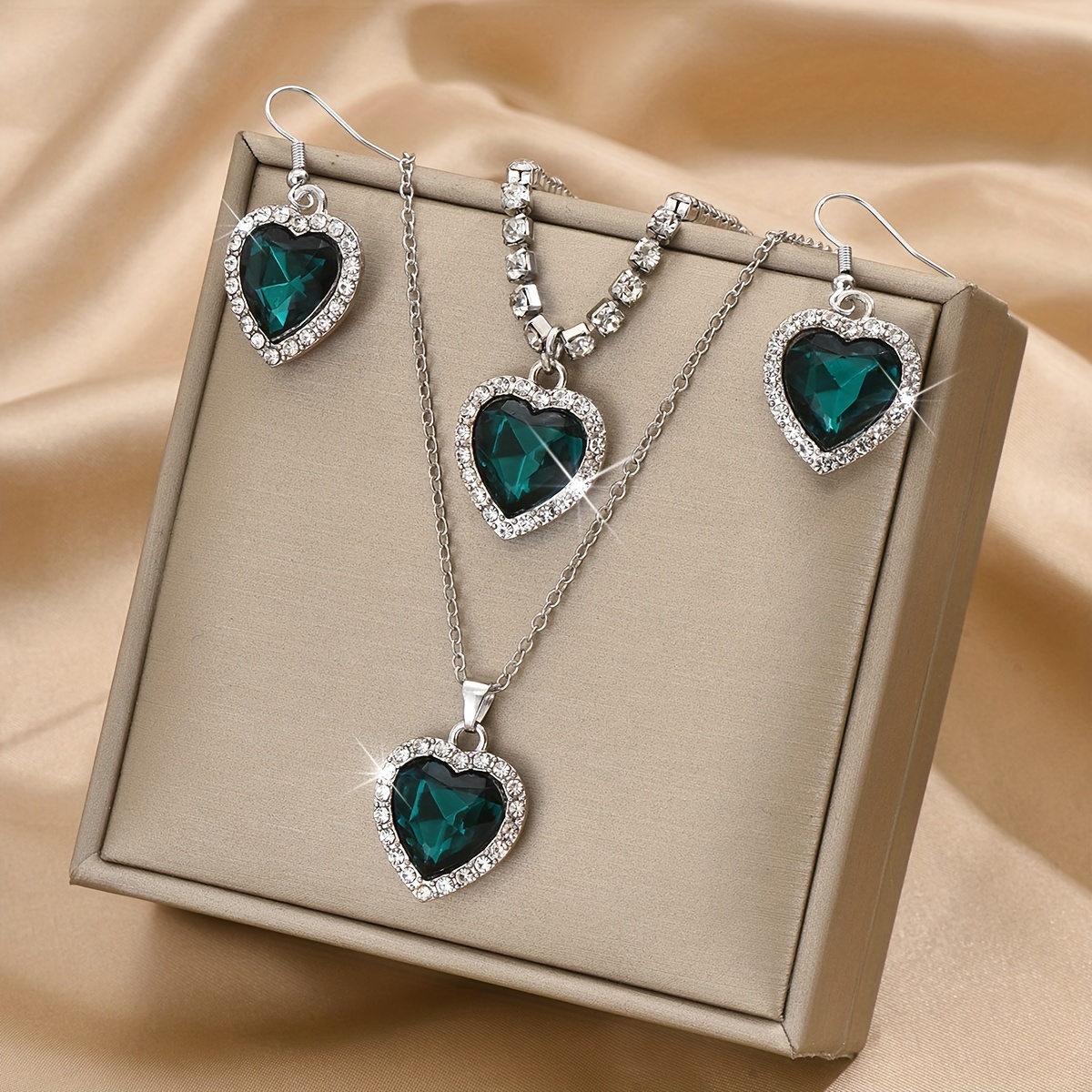 TEMU Fashionable And Easy Peach Heart Necklace, Earrings, And Bracelet 4pcs Set, Valentine's Day, Christmas, Girlfriend, Best Friend Gift (product