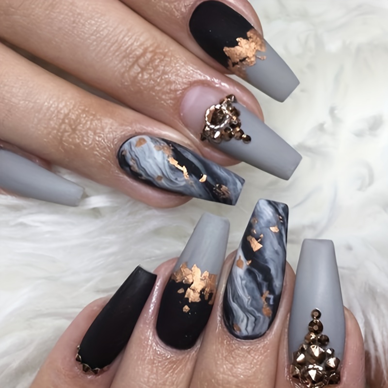 Some cute dark grey pointed babies with some silver chrome accents! This is  an @apresnailofficial stiletto Fullset with nail art #dall... | Instagram