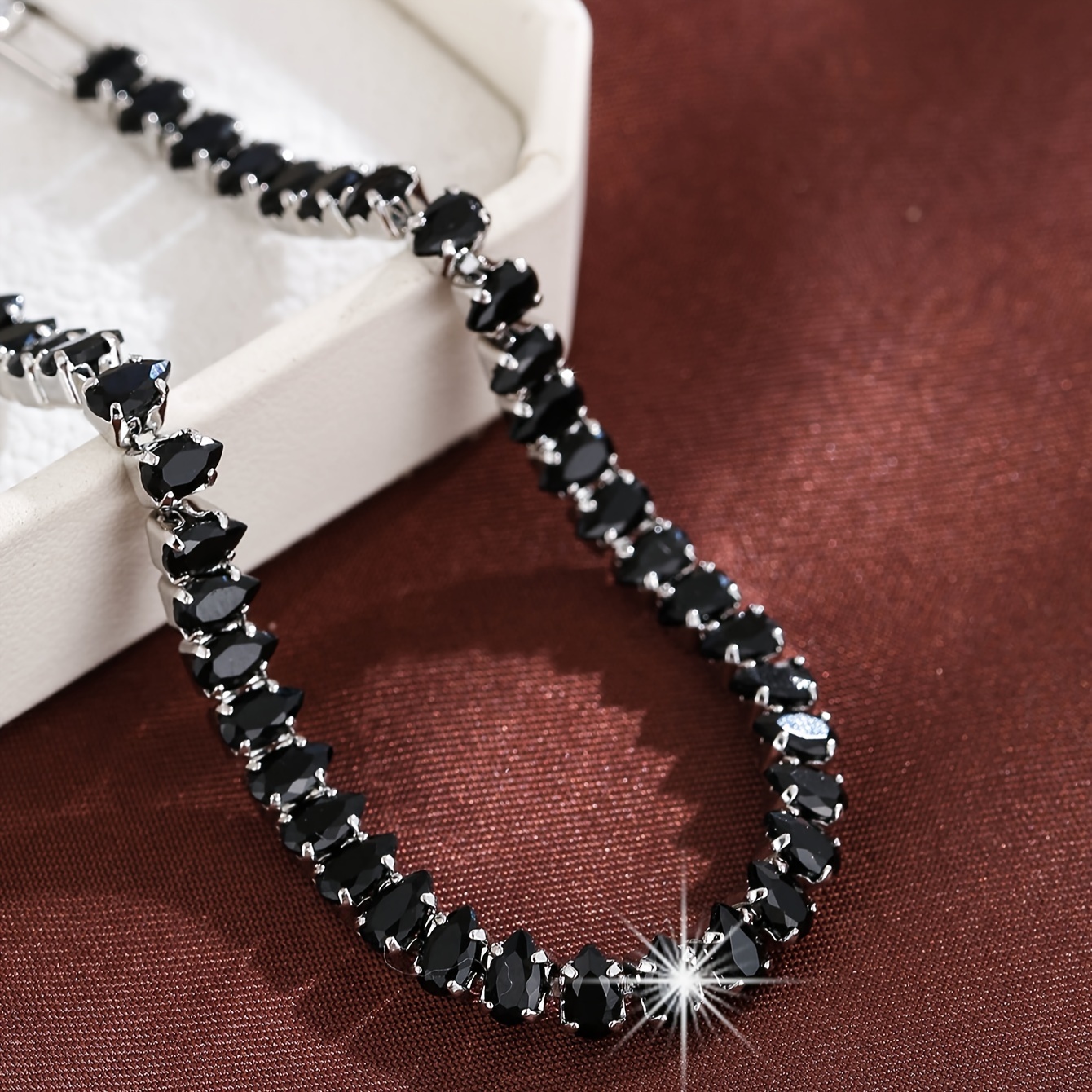 luxury simple black zirconia bracelet personality bracelet hand accessories gift details 9