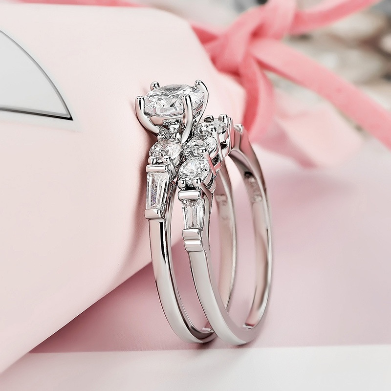 Shiny Couples Ring Inlaid Round Cut Zircon Elegant Halo Ring For Women  Wedding Engagement Finger Ring 2 Pcs Finger Jewelry Decor
