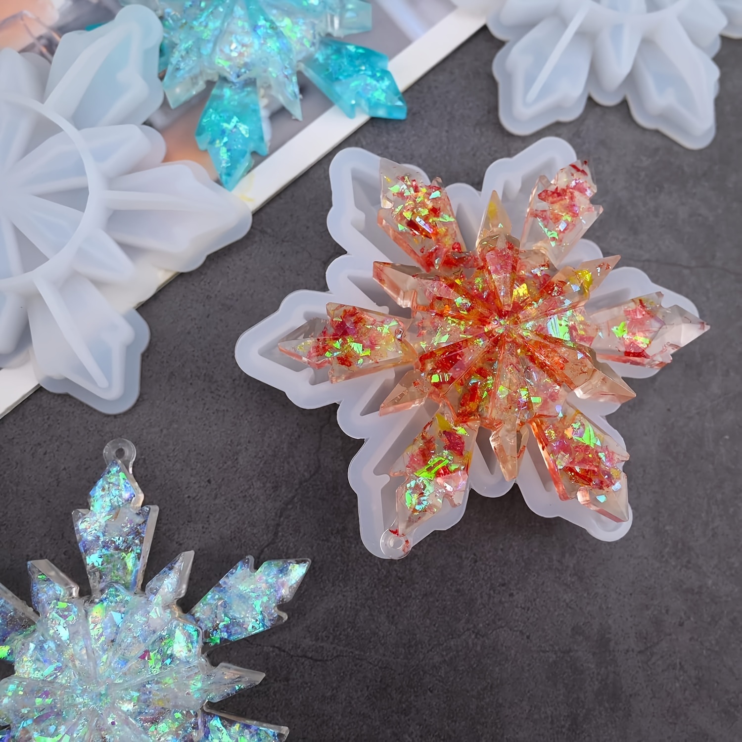 

3pcs Resin Snowflake Pendant Mold Silica Gel, Big Snowflake Pendant Resin Mold, Decorative Resin Mold, Suitable For Winter Decoration