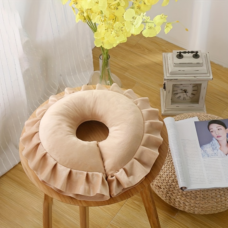 Massaging bed clearance rest pillow