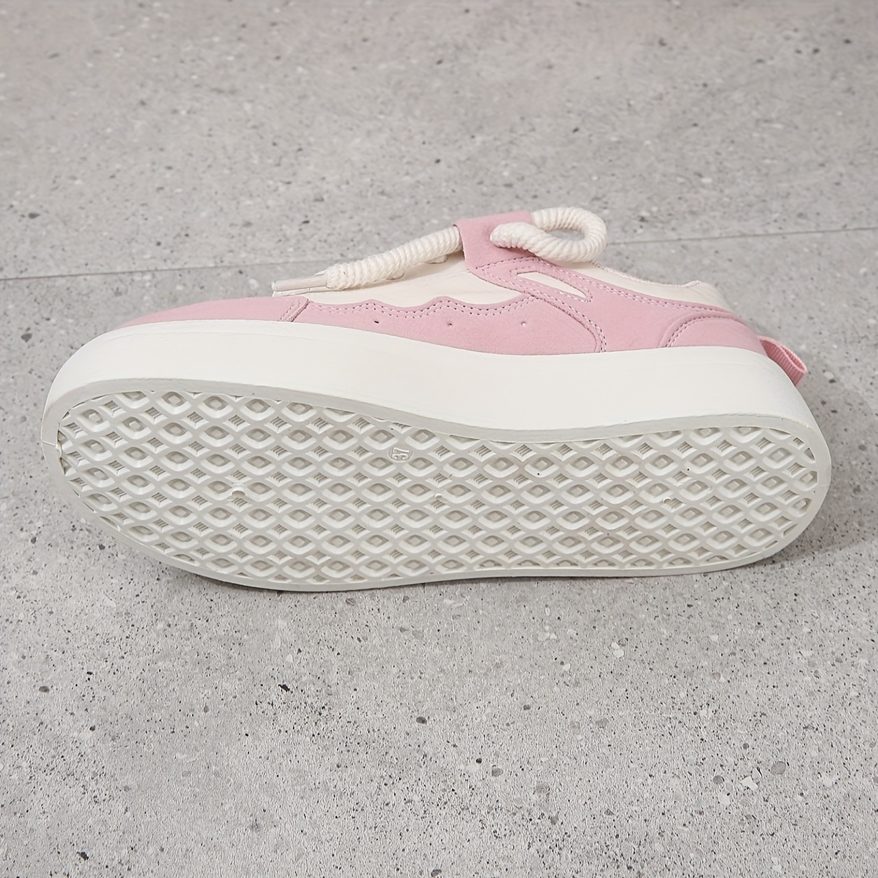 Puma basket outlet heart colorblock sneakers