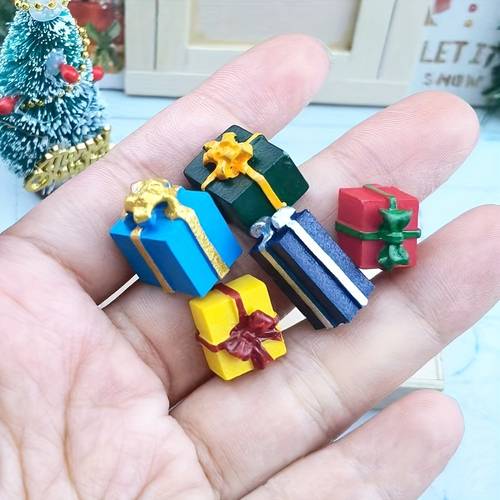 5pcs cute miniature festival gift boxes mini colourful boxes decorative ornaments doll house accessories dollhouse diy and play house toys christmas decorations