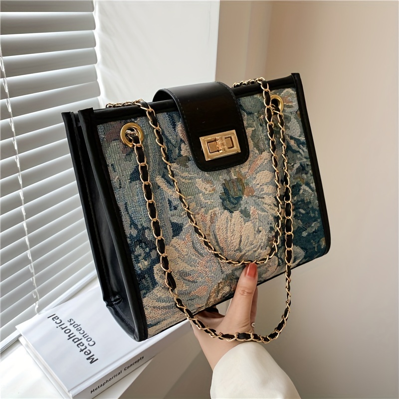 Twist Long Chain Wallet leather crossbody bag