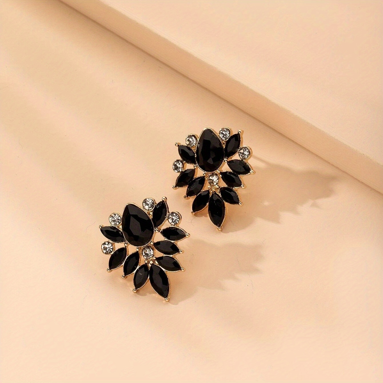 Black Rhinestone Decor Sexy Elegant Stud Earrings Alloy Jewelry Exquisite Female Gift Daily Casual