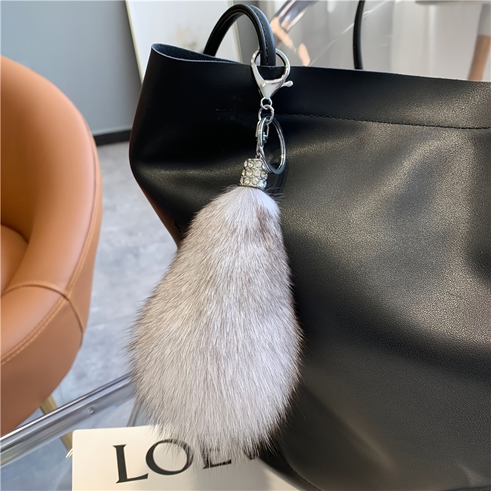 Soft Cute Real Natural Fox Fur Pompom Key Chains Plush Ball Toy Women Bag  Charm Ornaments Car Keyring Pendant Girls Highend Gift