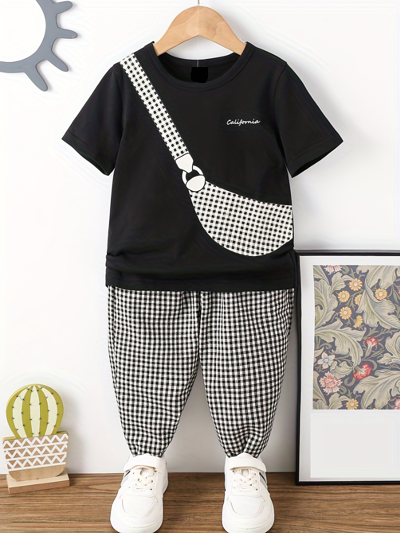 Boys Crossbody Bag Print Casual Outfit Round Neck T-shirt & Shorts Kids  Summer Clothes Sets - Temu