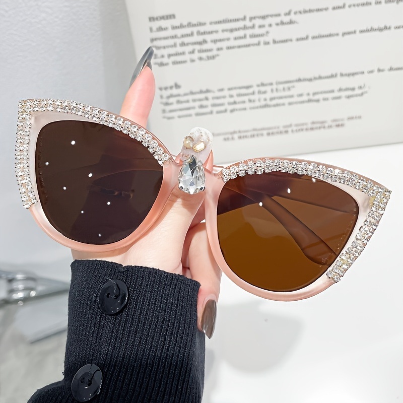  FASGION Personality Design Handmade Rhinestone Cat Eye  Sunglasses Fashion Glasses Women Flower with Pearl Round Vintage Sunglasses  Beach Party (Color : C6, Size : A) : Clothing, Shoes & Jewelry