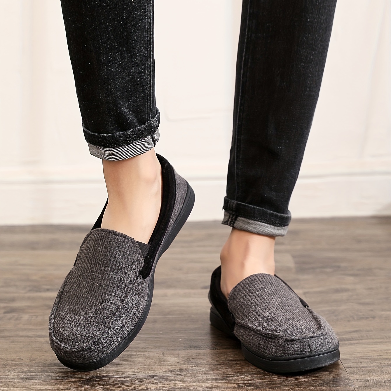 Men's Cozy Anti-Skid House Slippers with Fuzzy Lining