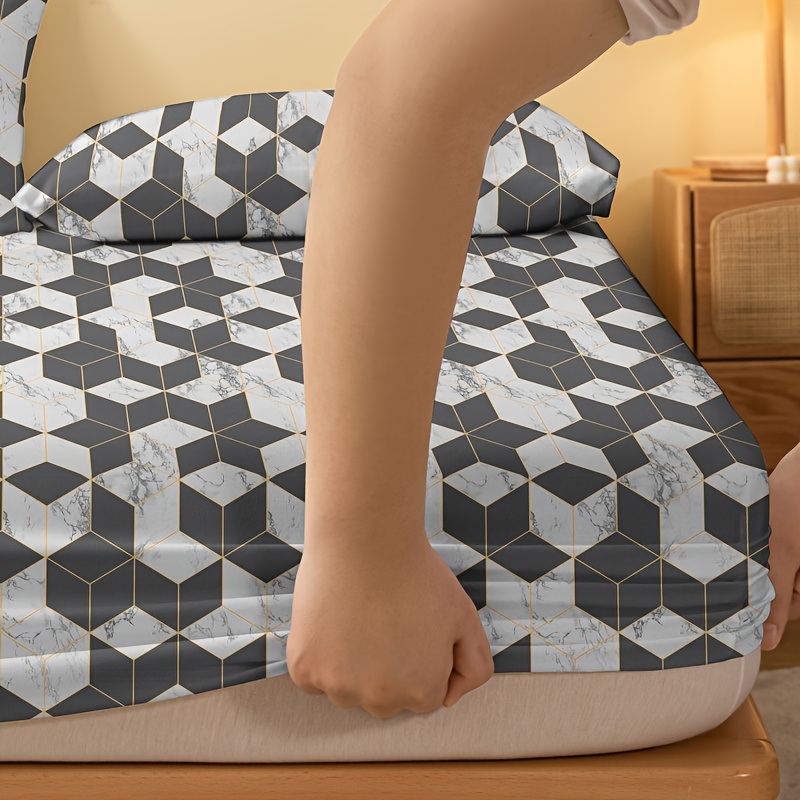 Geometric Pattern Brushed Fitted Sheet for Bedroom Guest Room