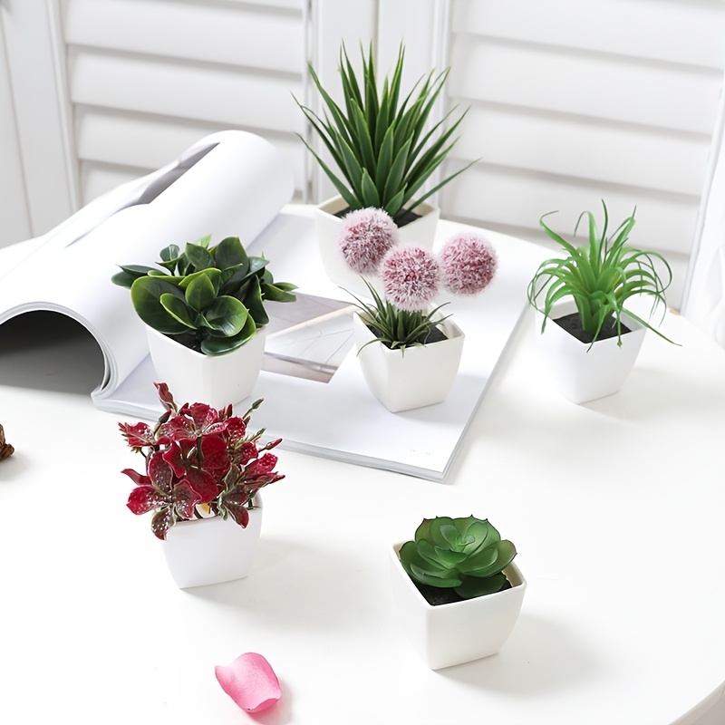  CEWOR Planta pequeña artificial, 6 unidades, plantas falsas en  maceta para ventana interior, mesa, oficina, flores coloridas, decoración  de baño : Hogar y Cocina