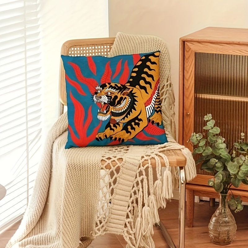 

1pc, Tiger Pattern Polyester Cushion Cover, Pillow Cover, Room Decor, Bedroom Decor, Sofa Decor, Collectible Buildings Accessories (cushion Is Not Included)