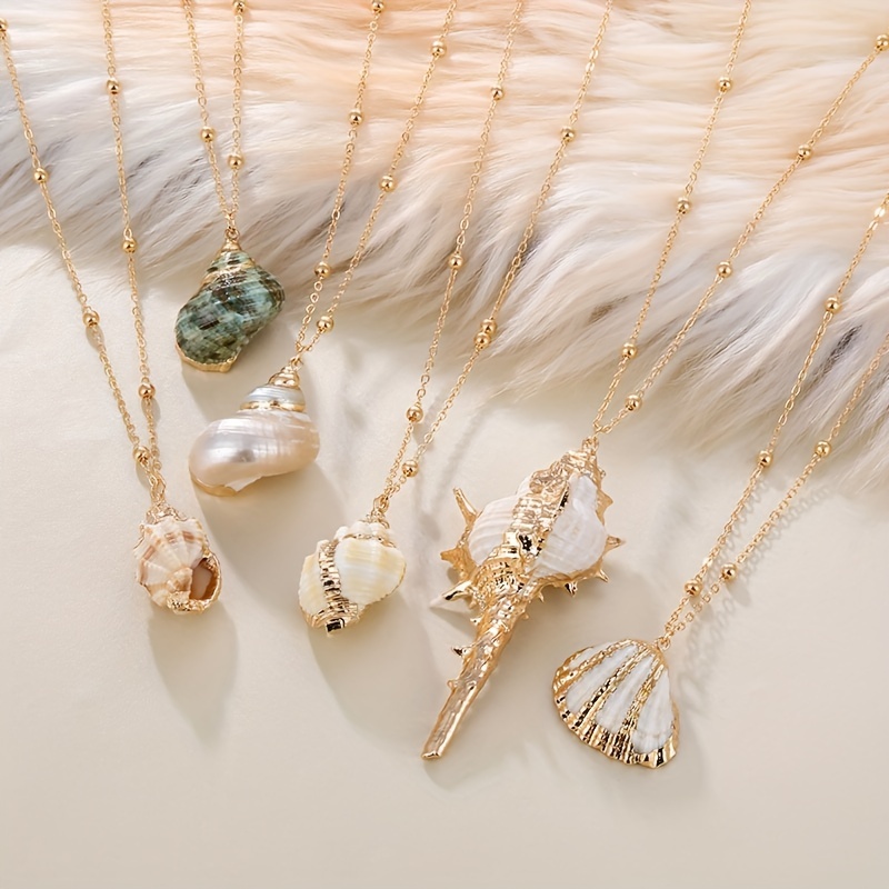 Collier plage, pendentif coquillage, brise océan, verre rond en laiton,  bijou photo artistique, collier en verre, : : Mode