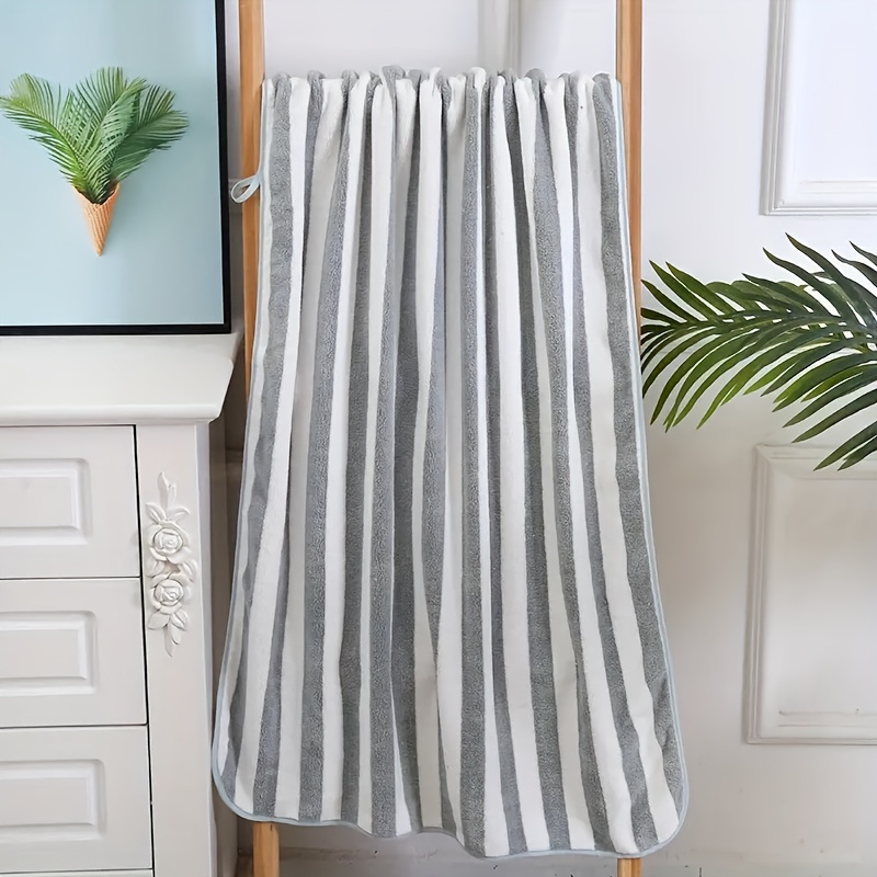 2pcs Striped Coral Fleece Towel Set for Bathroom and Home