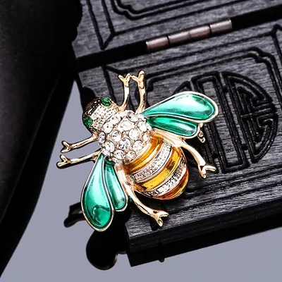 1pc Vintage Insect Shaped Brooch Creative Zodiac Sign Zinc Alloy