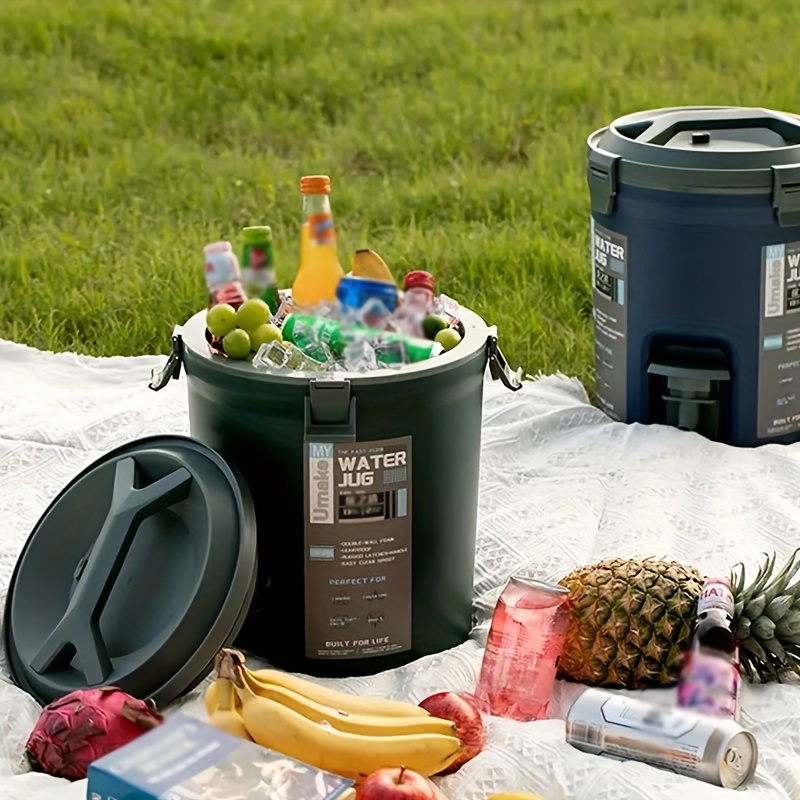 Outdoor Large Capacity Water Storage Equipment Camping Cooler Box