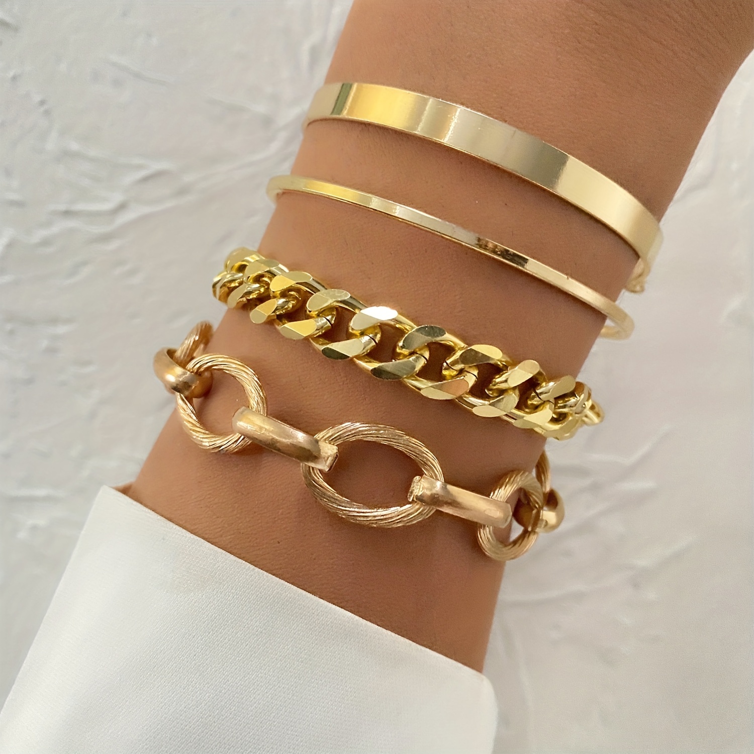 4Pcs/Set Adjustable Open Bracelet for Girls and women Golden