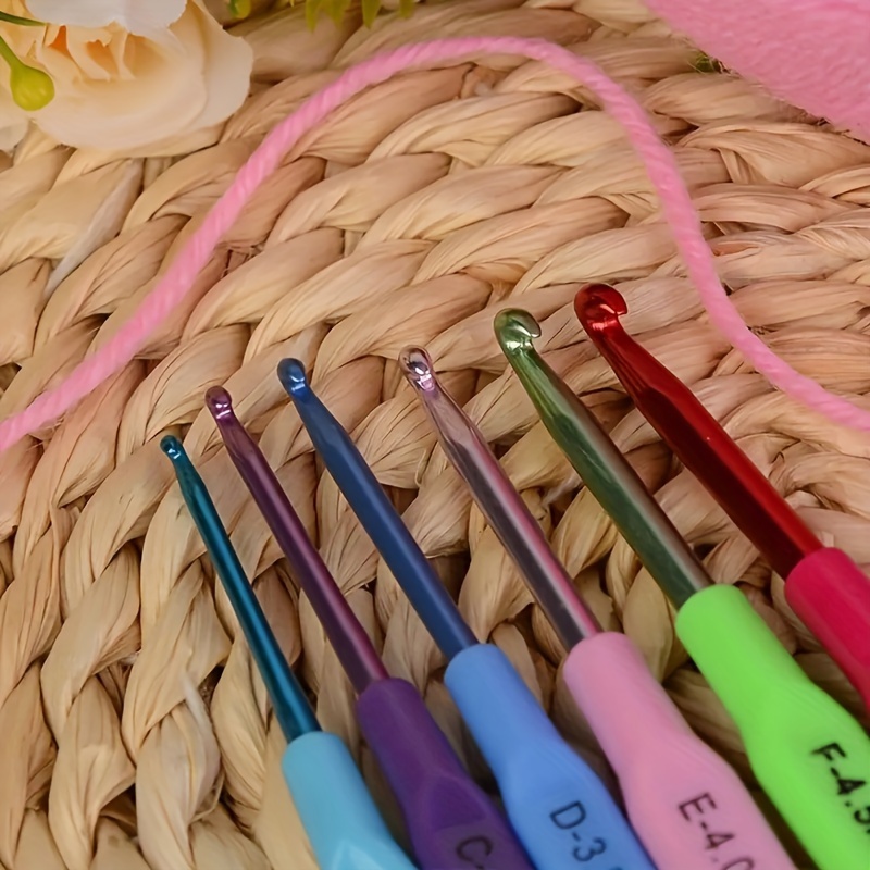 6pcs/Set Crochet Hook Knitting Needles colorful Plastic Handle