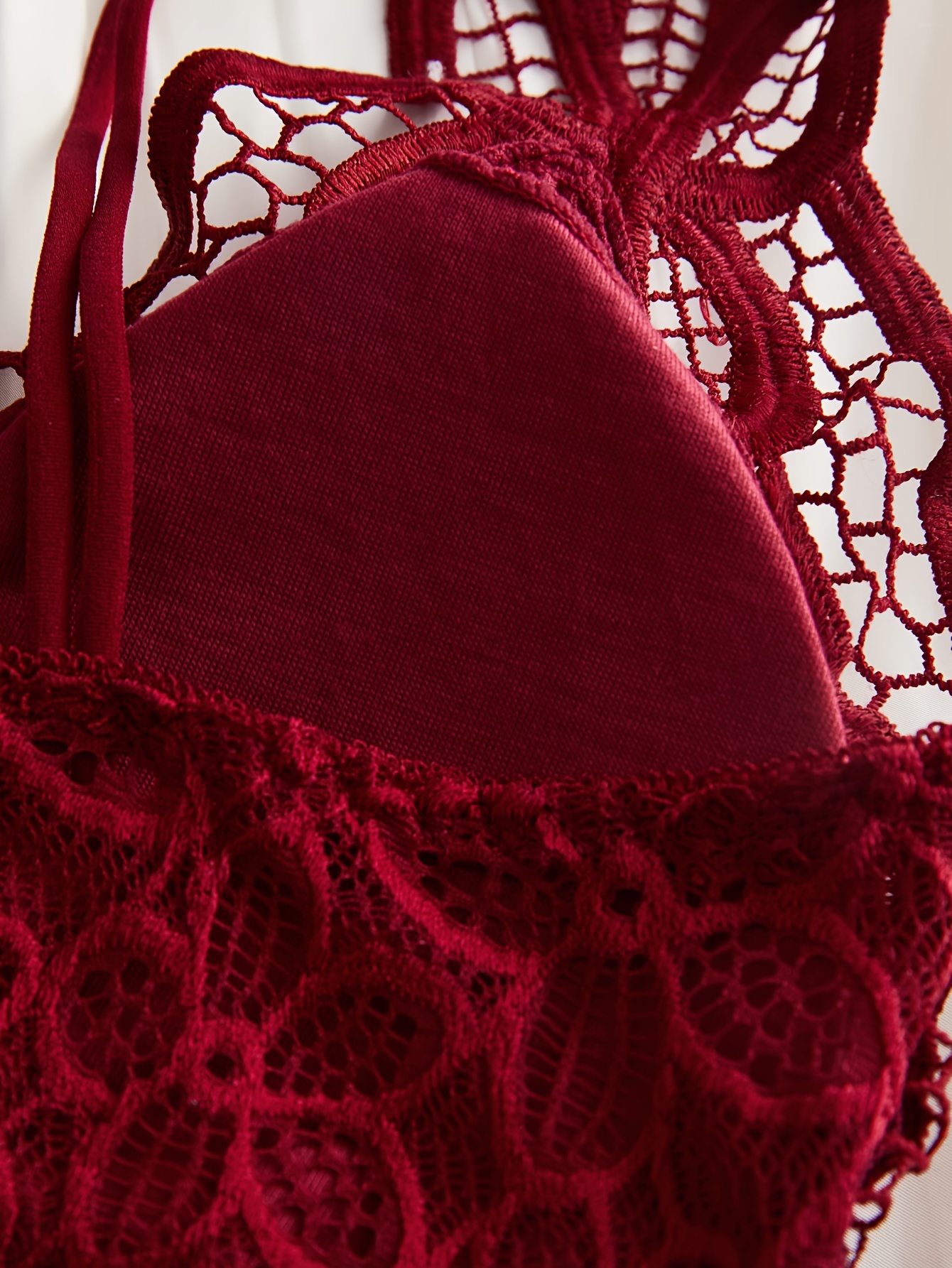 Comfyin Crisscross Back Bralettes for Women Lace Trim Cami Bras