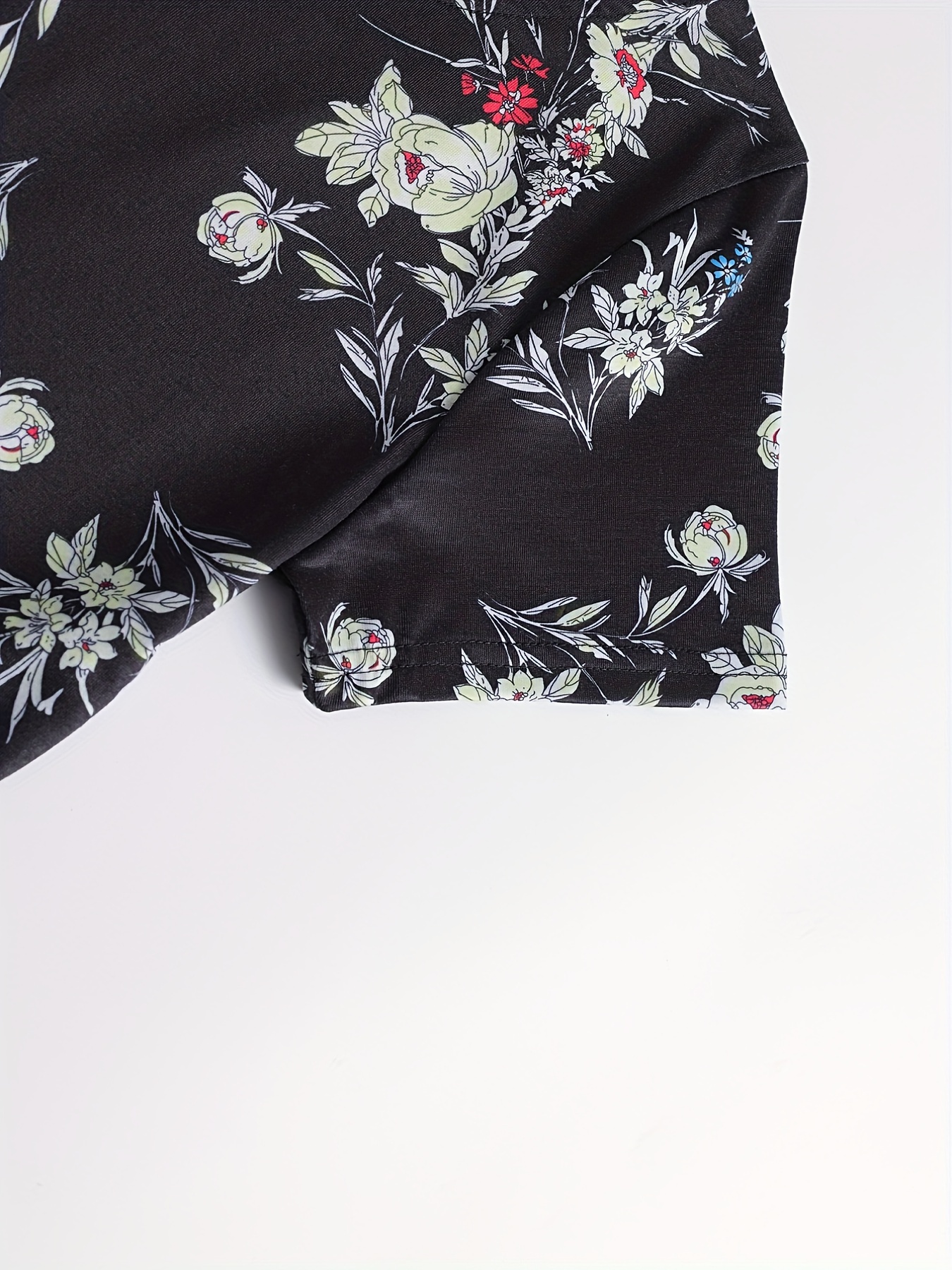 Floral Printed Silk Georgette - Black / White  Floral prints, Black and  white fabric, Silk printing