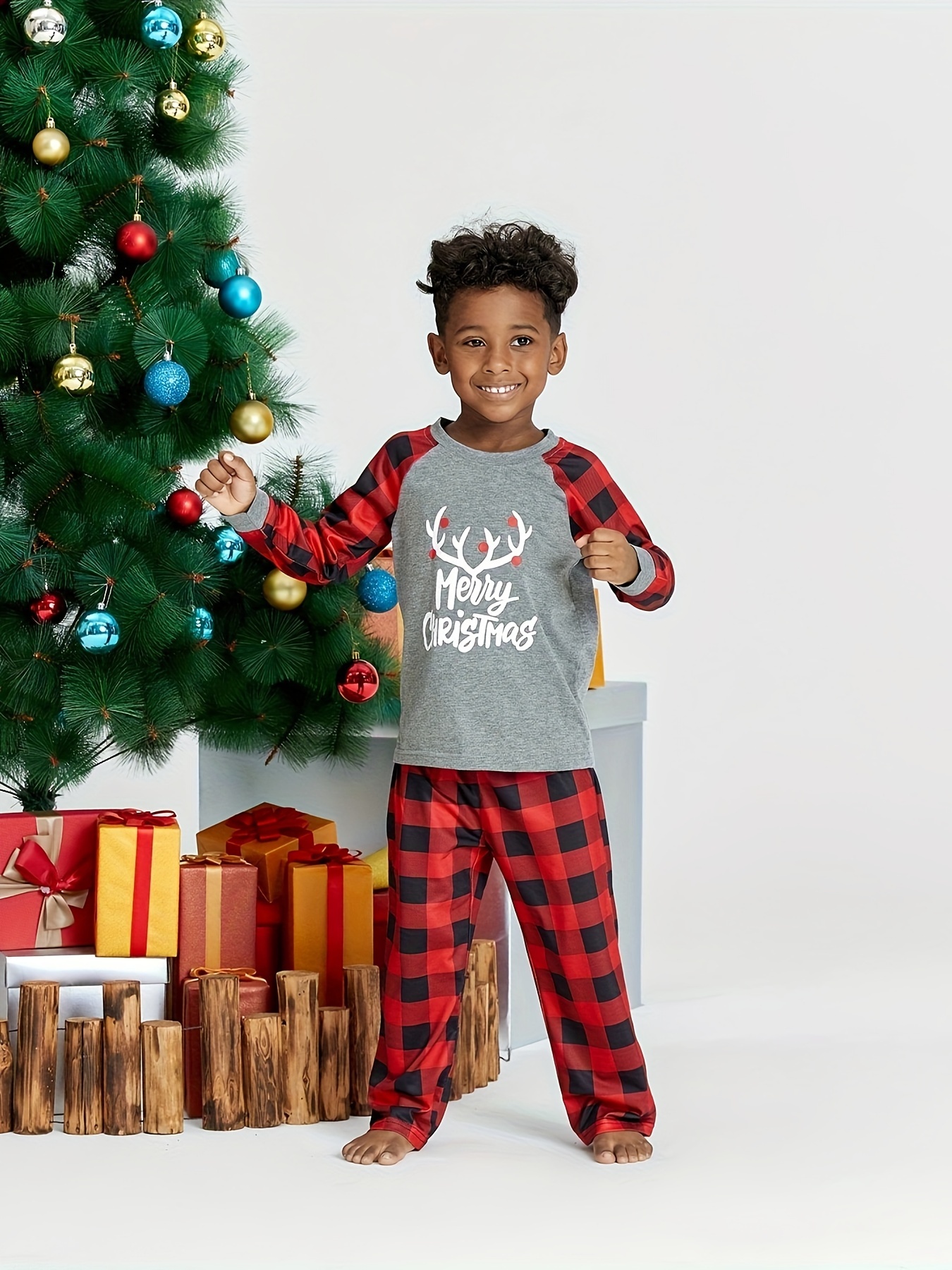 Christmas Gnome and Letter Print Family Matching Red Raglan Long-sleeve Striped Pajamas Sets (Flame Resistant)