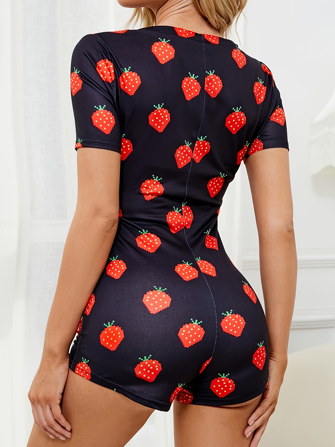 Strawberry, Intimates & Sleepwear