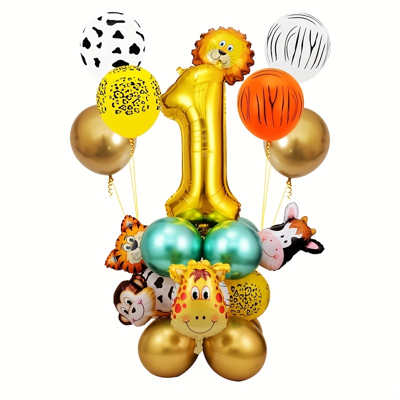 Cumpleaños 4 años celebra cumpleaños en un estudio estilizado decorado,  número 4 y gran globo. estilo amarillo