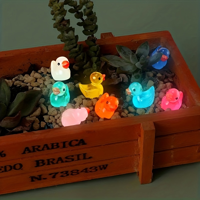  150 Pieces Mini Resin Duck Miniature Figures Micro
