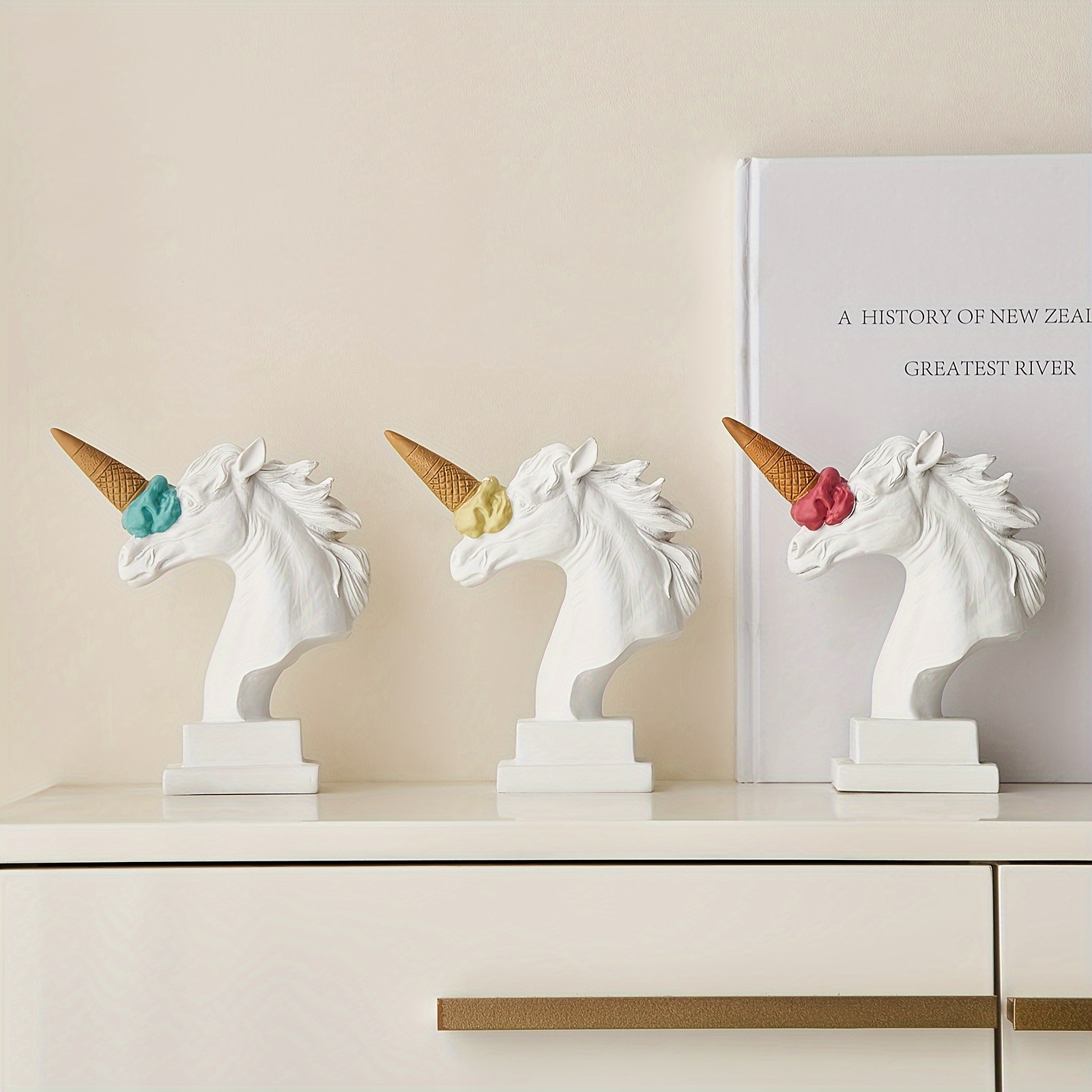 Mini Statue Decor, Art Statue, Home Ornament Temu