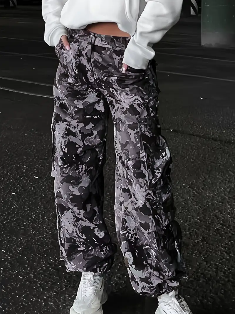 New Camouflage Print Sports Suit New Camouflage Print Sports Suit