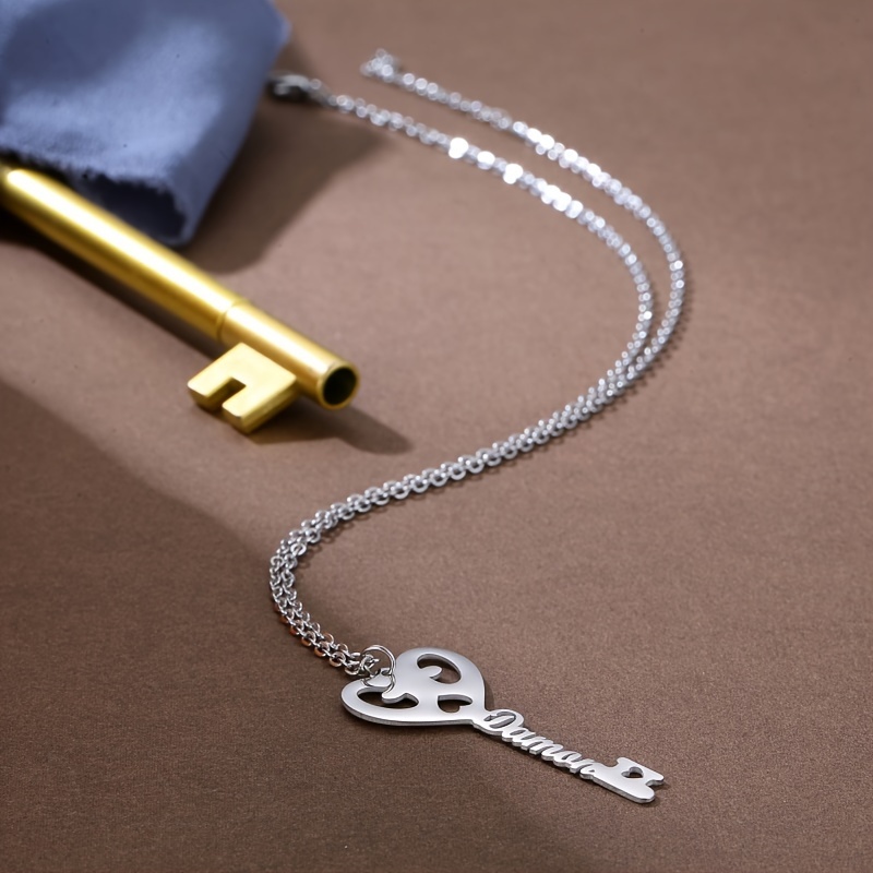 Necklaces for Women Jewelry Necklace Sweater Pendant Simple Key Necklace  Key Shape Pendant Heart Chain Necklaces & Pendants Valentines Day Decor 