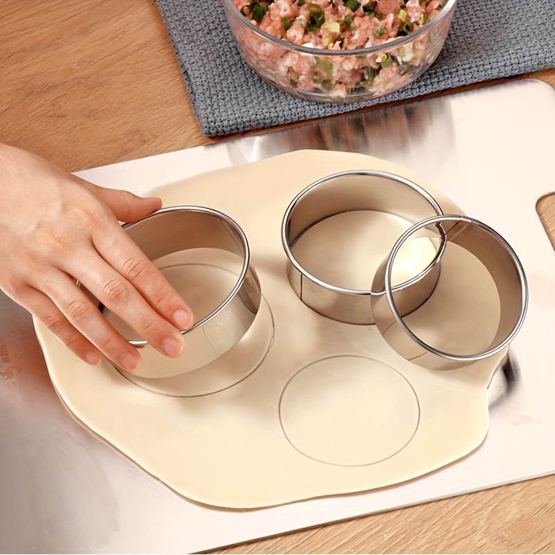 Round dough clearance cutter