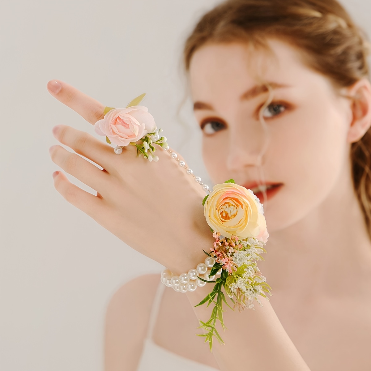 Casdre Bridal Wrist Corsage Pearl Bride Wedding Hand Flower Corsage Wristlet Wedding Accessories for Women and Girls (White)