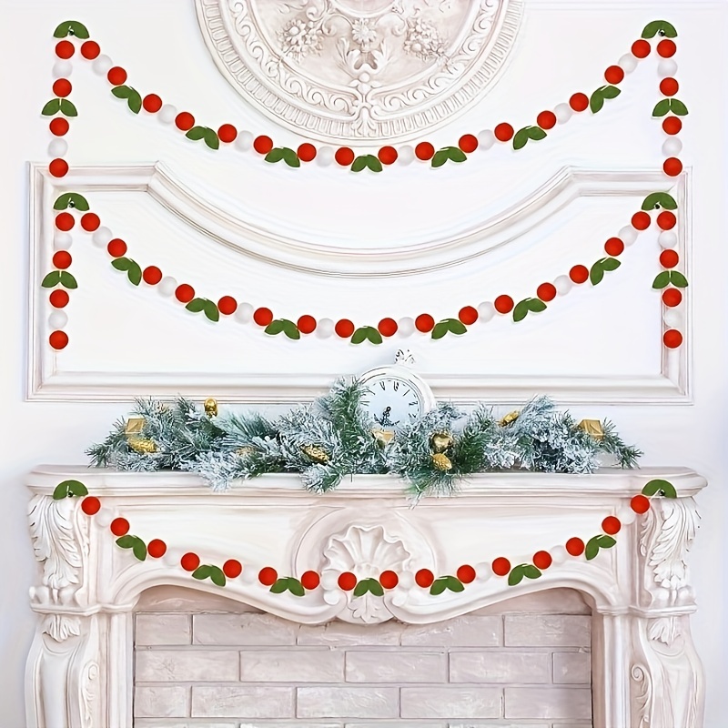 Christmas garland - Festive pom poms bunting - Xmas themed