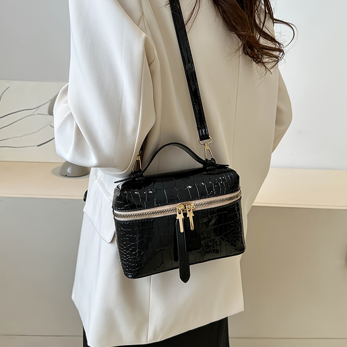 Vintage Geometric Pattern Wide Strap Versatile Shoulder Bag, Zipper Pu  Leather Stylish Underarm Bag, Solid Color Trendy Crossbody Bag - Temu