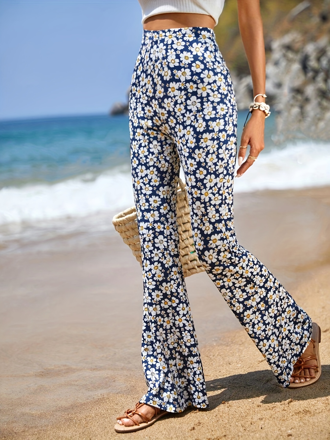 Small Daisy Print Flare Leg Pants Vacation Pants Spring - Temu