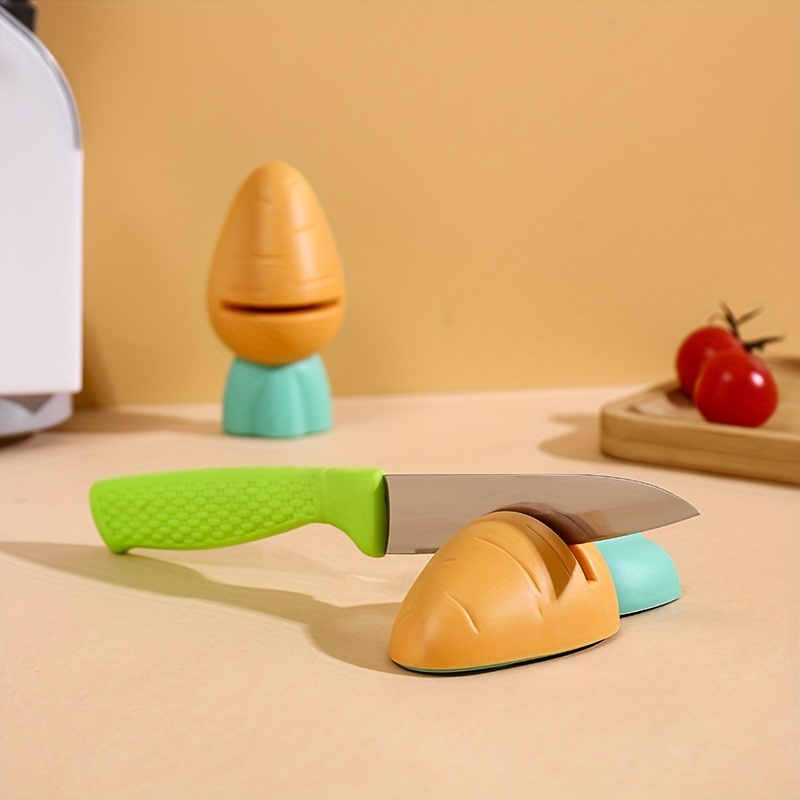 Heritage Carrot Needle Sharpener