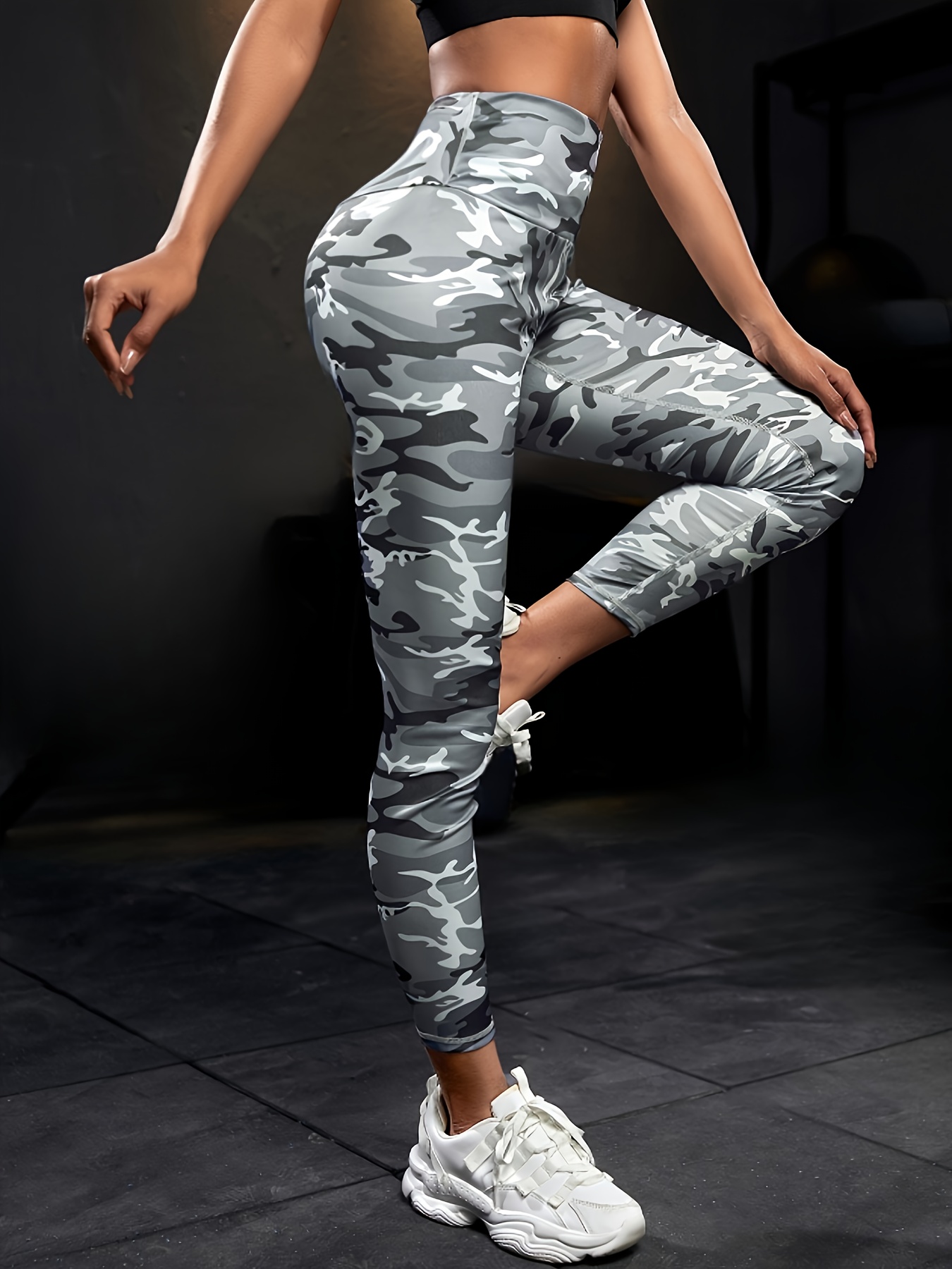 Camouflage Pattern Yoga Sports Sets Fashion Striped Detail - Temu Canada