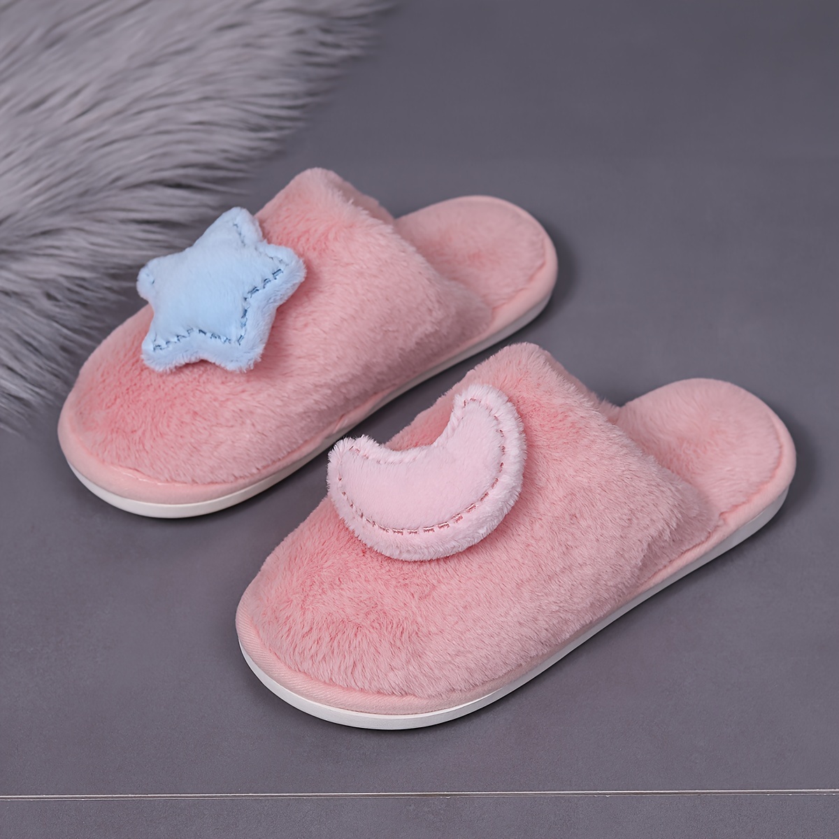 Cute Star & Moon Plush Slippers, Winter Warm Closed Toe Slip On Flat Shoes,  Cozy Indoor Fuzzy Floor Slippers