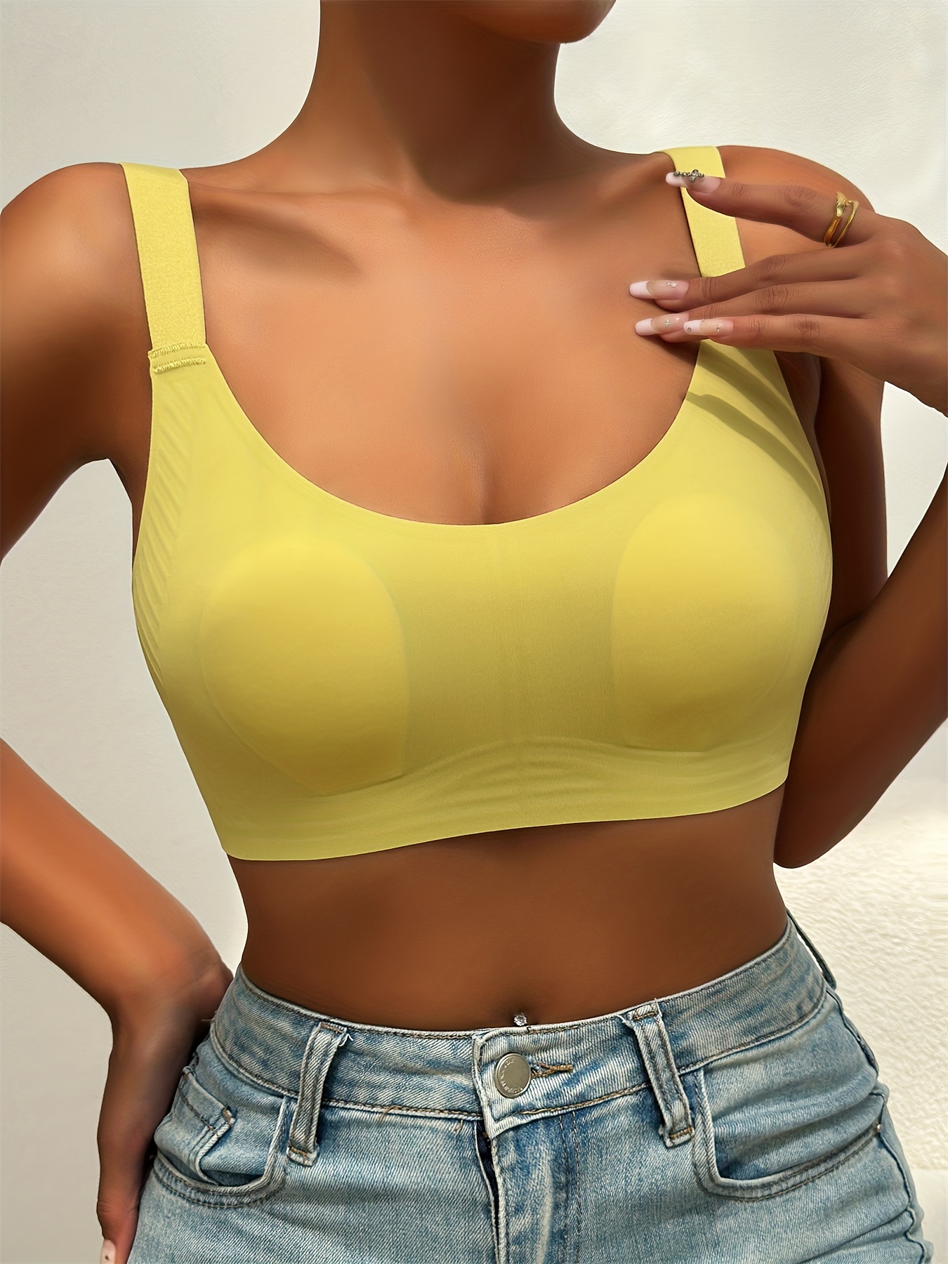 CWCWFHZH Women Front Buckle Close Bra Vest Floral Full Figure Wire Free  Stretchy Cotton Bras Soft Seamless Crop Sports Bra Beige : :  Clothing, Shoes & Accessories